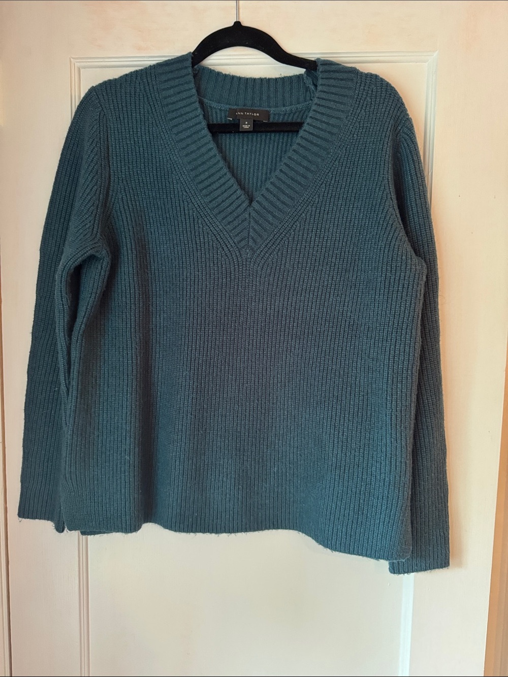 Ann Taylor Chunky Teal Ribbed V-Neck Sweater